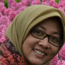 Dc Rini Rachmawati ESMH Scientist