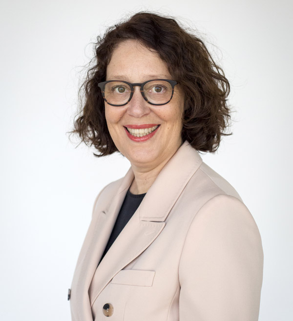 Christina Berndt, author and science editor at Sueddeutsche Zeitung (SZ), Germany