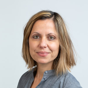 Eleni Diamanti profile