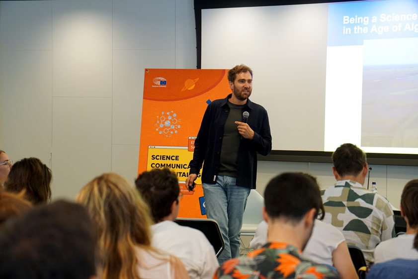 25 June: Masterclass on telling science stories